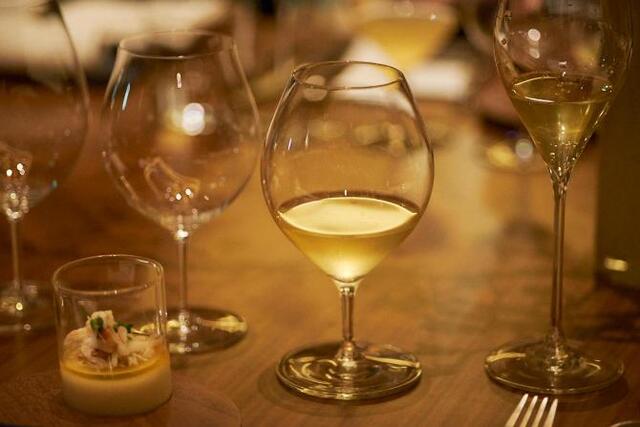 
                      Kimura Glass: A Tasting Seminar to Enjoy Wine and Glass Pairings No.3
                      