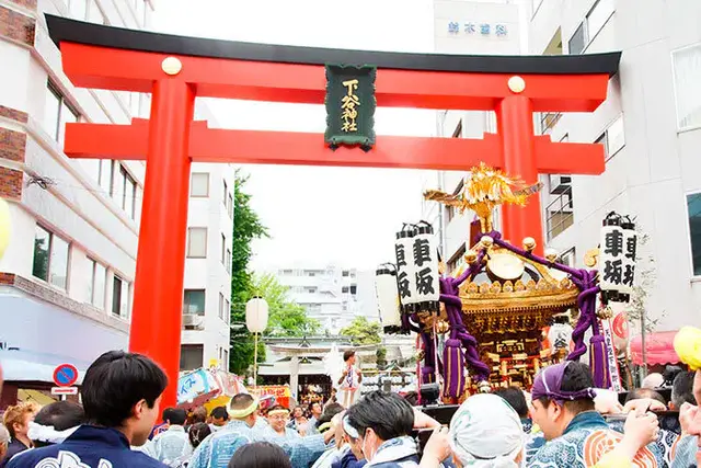 【下町・夏のお祭りを体験する】下谷神社大祭、神輿担ぎに参加！